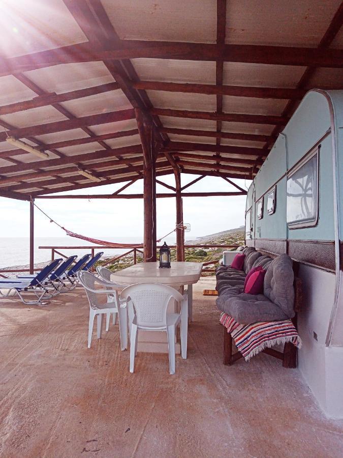 Caravan Fishing Spot Porto Roxa Agios Leon ภายนอก รูปภาพ